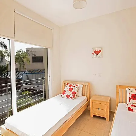 Artemis Delfini Villa Protaras