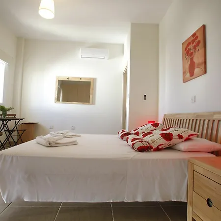 Artemis Delfini Villa Protaras