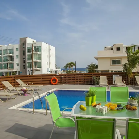 Artemis Delfini Villa Protaras
